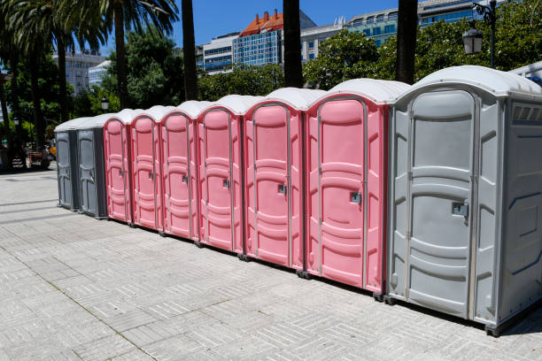 Best Portable Restroom Servicing (Cleaning and Restocking)  in Solana, FL